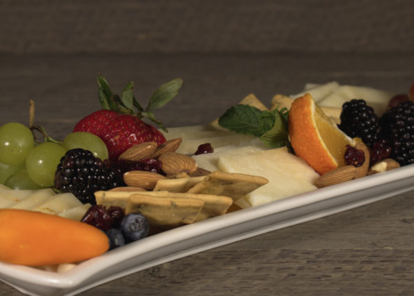 Smoked White Cheddar Cheese Platter
