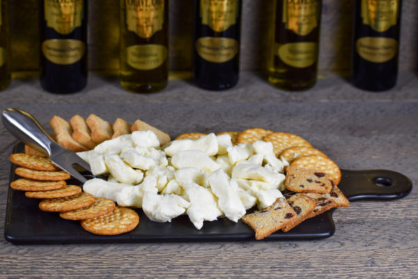 Plain cheese curds with crackers